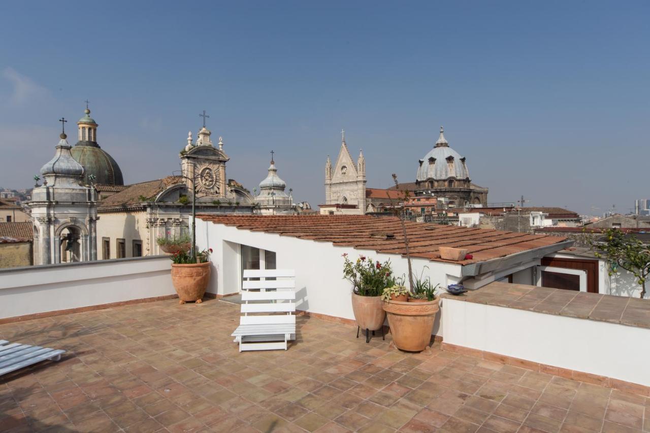La Casa Nel Cuore Della Citta Apartment เนเปิลส์ ภายนอก รูปภาพ